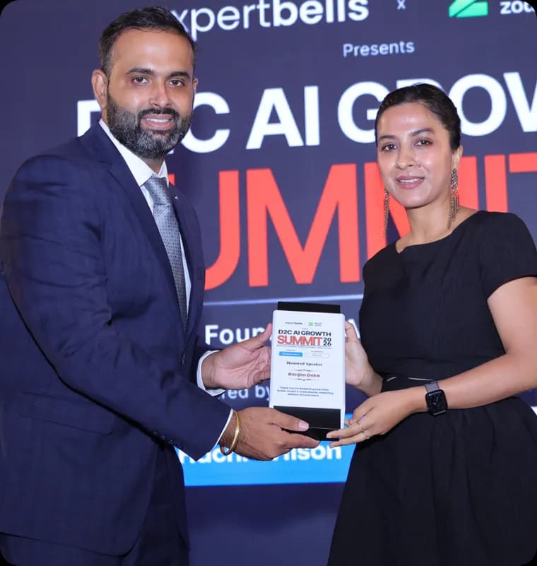 Founders receiving an award at the D2C AI Growth Summit